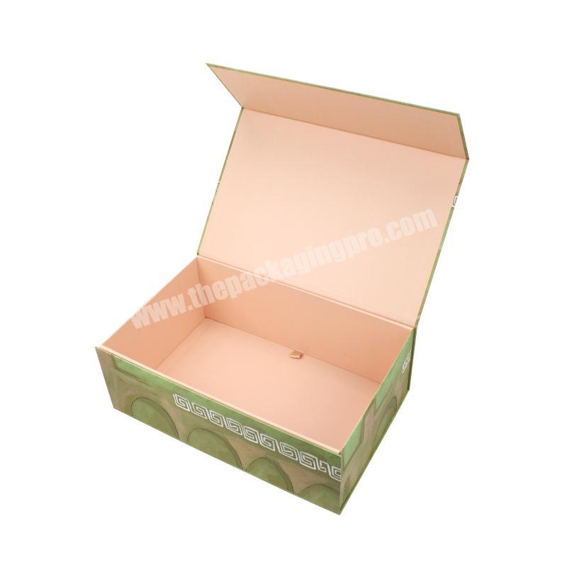 Custom design flat folding magnetic rigid cardboard gift package paper box for clothing shoe