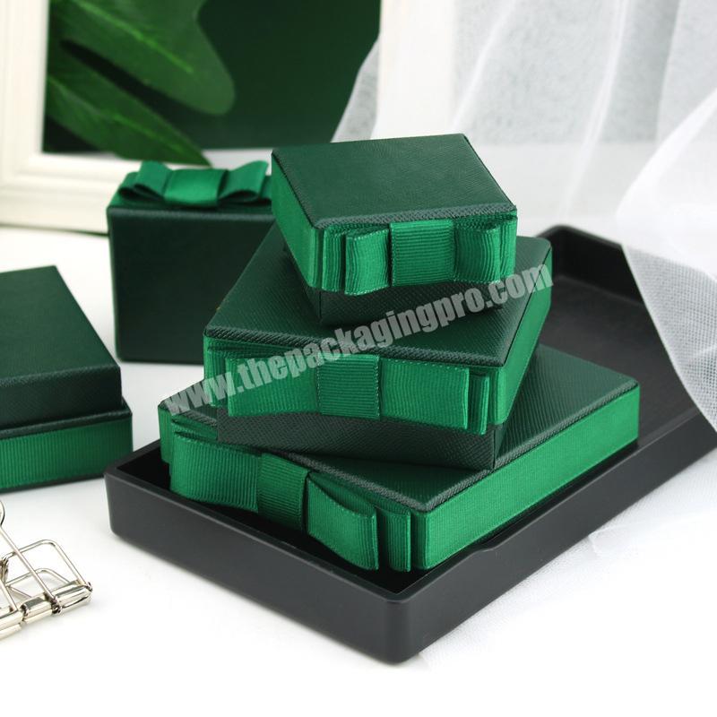 Custom green lid and base  box watch jewelry crafts gift packaging box rigid paper boxes with ribbon bow