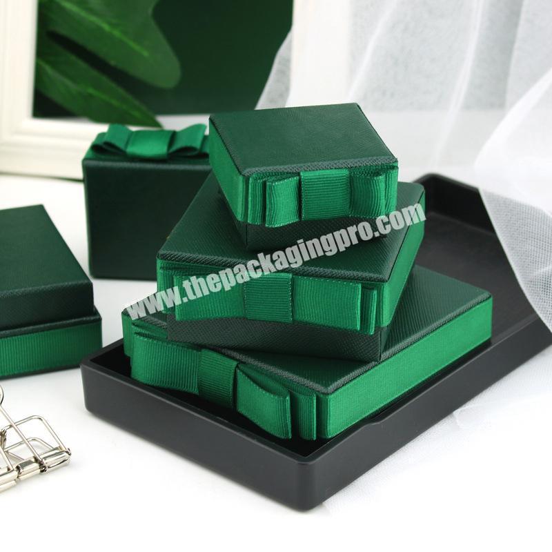 Wholesale Bracelet Necklace Earrings Ring Green Paper Packaging Jewelry Box Logo Custom Jewelry Box and Bag