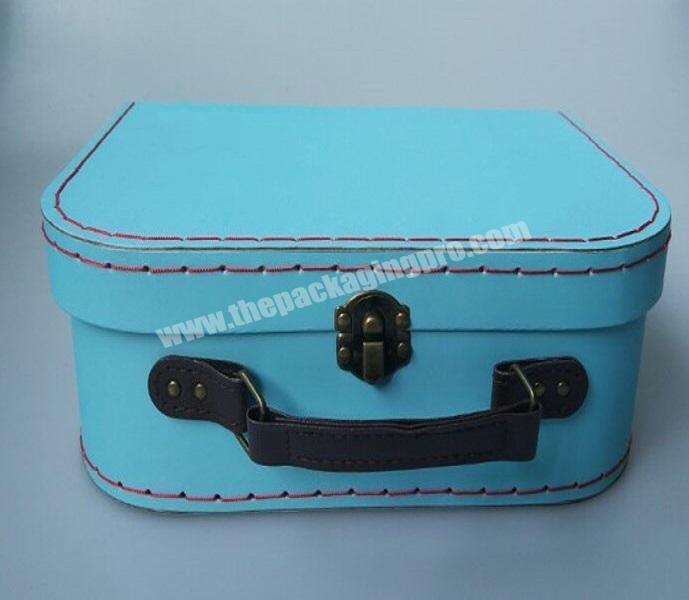 Decorative Cosmetic Storage Vintage Style Suitcase with Pu Leather Handle Packaging Paperboard Packing Items Accept CN;GUA CMYK