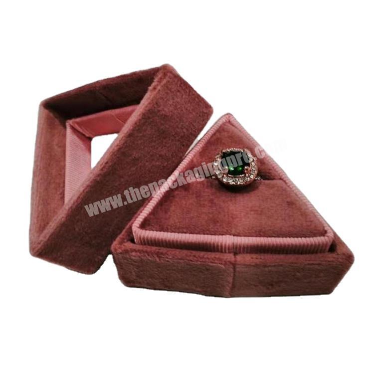 Factory direct jewelry boxes triangle velvet ring boxes for wedding