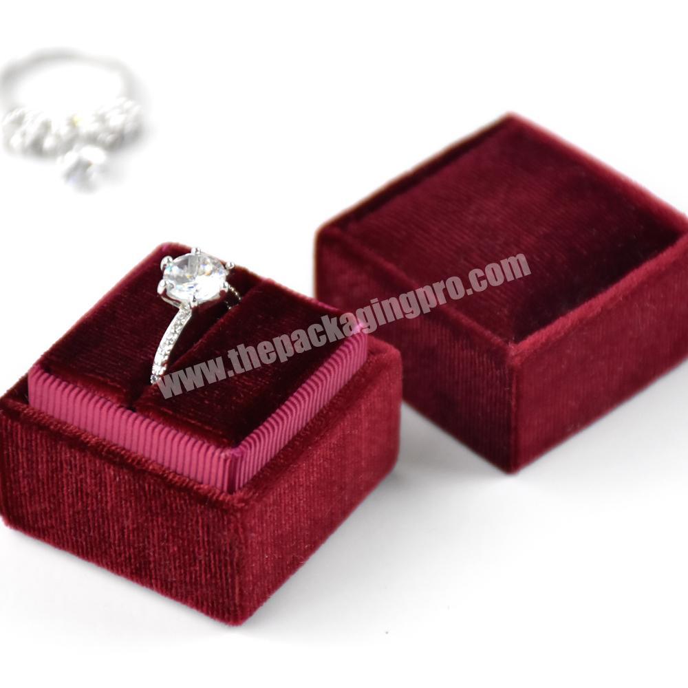 Handmade Luxury Beautiful Mini Single Wedding Square Velvet Ring packaging Box with customized logo