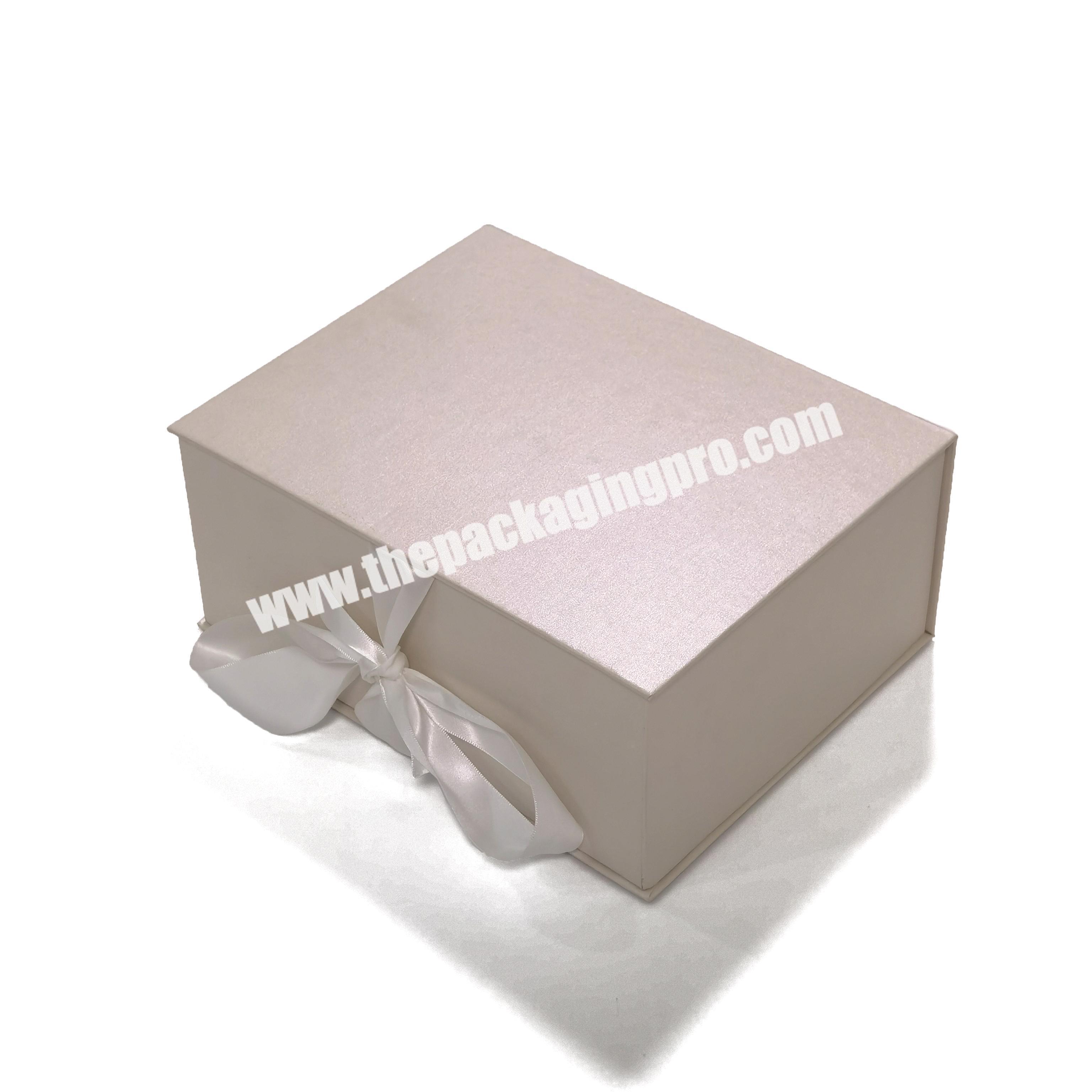 High Quality Custom Logo Magnetic Velvet Book Gift Box Making Machine With Inserts