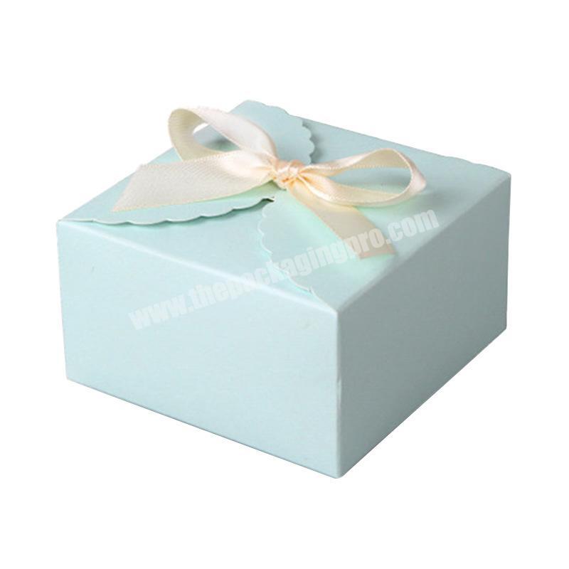 Korean white cardboard soap flower handmade soap square gift box Spot simple baking candy folding small paper box