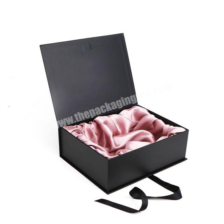 Loved By Women Reasonable Price Black Gift Packaging Boxes Perfume Magnetic Ribbon Wedding Packaging Folding Box