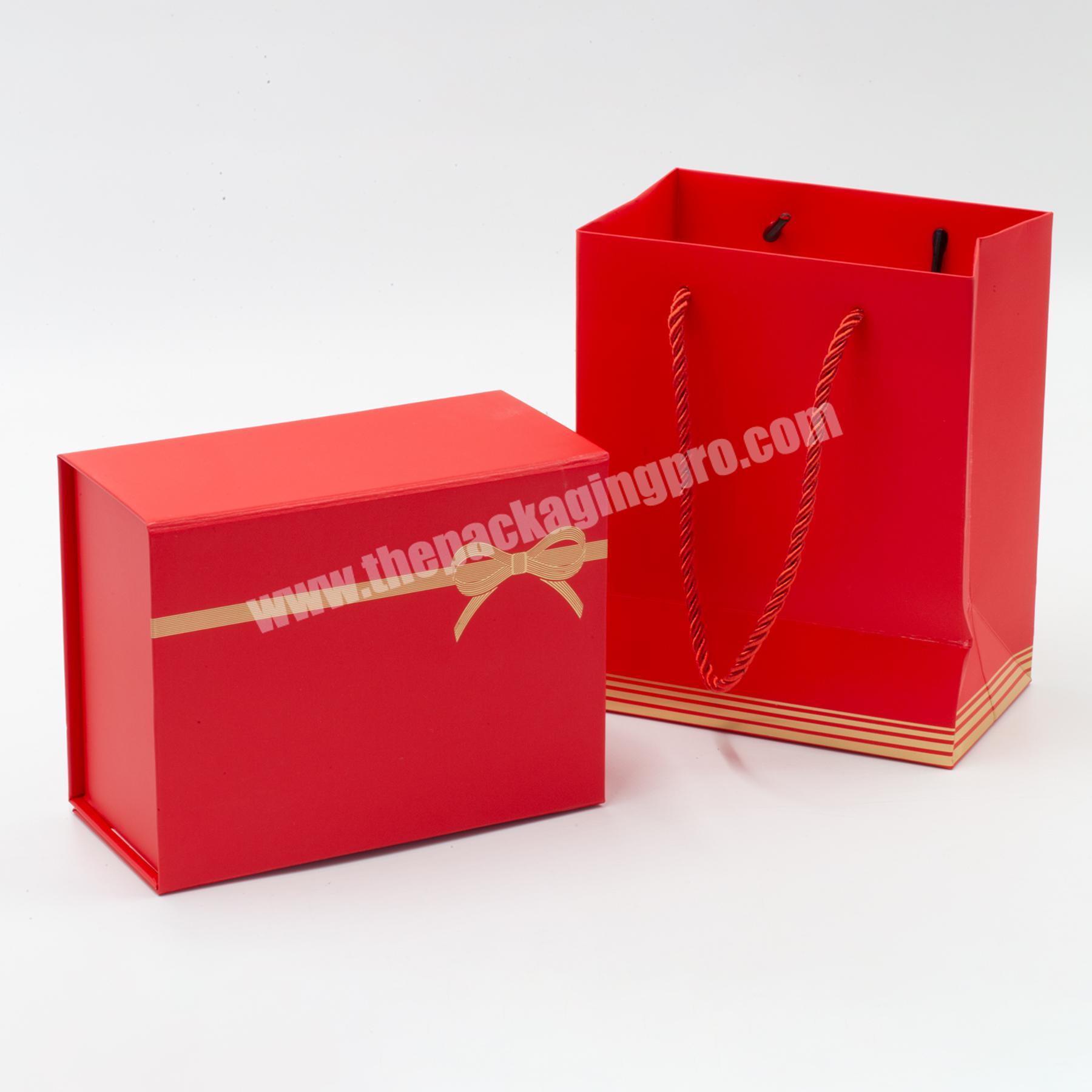 Low moq red color custom printing gift box with paper handbag deep box for present Christmas gift packaging box with bow