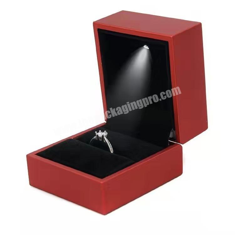 Luxury fancy led light pu leather men jewelry set gift packaging box custom logo square ring necklace bracelet box for jewelry