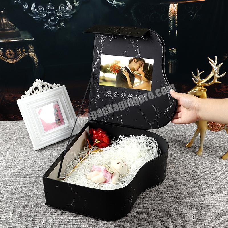 Luxury paper piano shape video beautiful flower arrangement gift packaging box lcd screen Valentine's Day flower box gift set