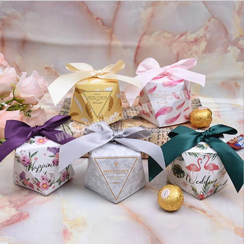 New Creative Small Triangular Pyramid Marble style Candy Box Wedding Favors Party Supplies thanks Gift Chocolate Box