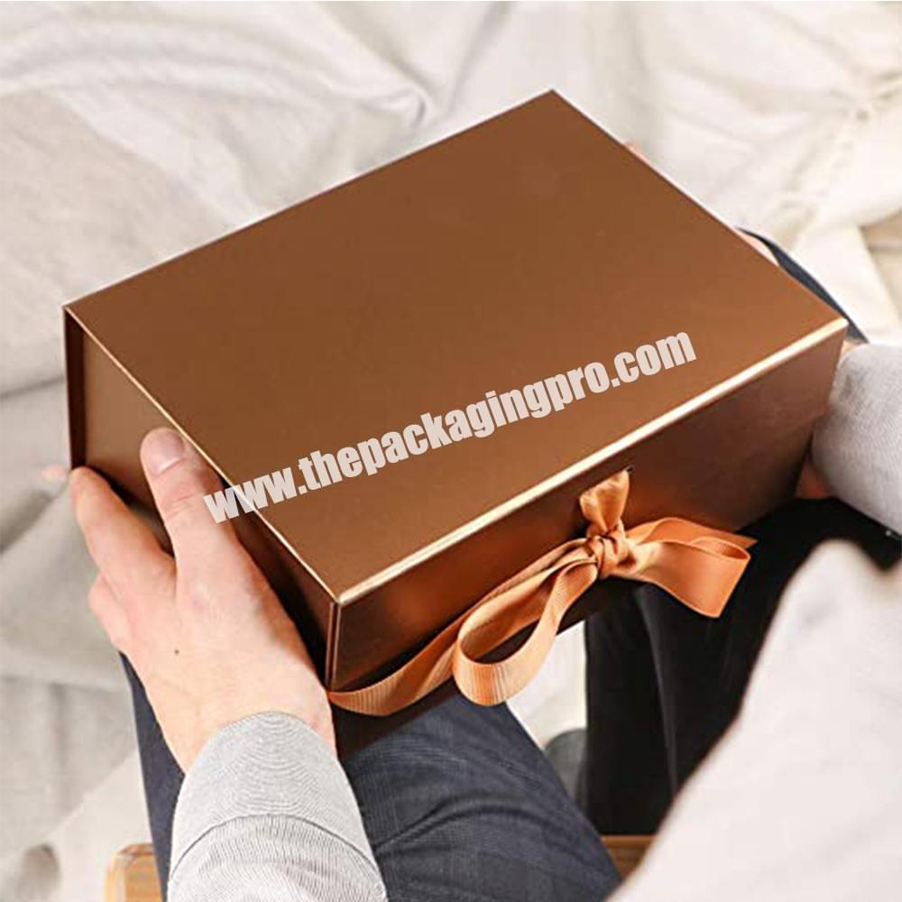 Personalized Logo Empty Magnetic Cardboard Lid Foldable Rigid Gift Packaging Box With Magnetic Lid