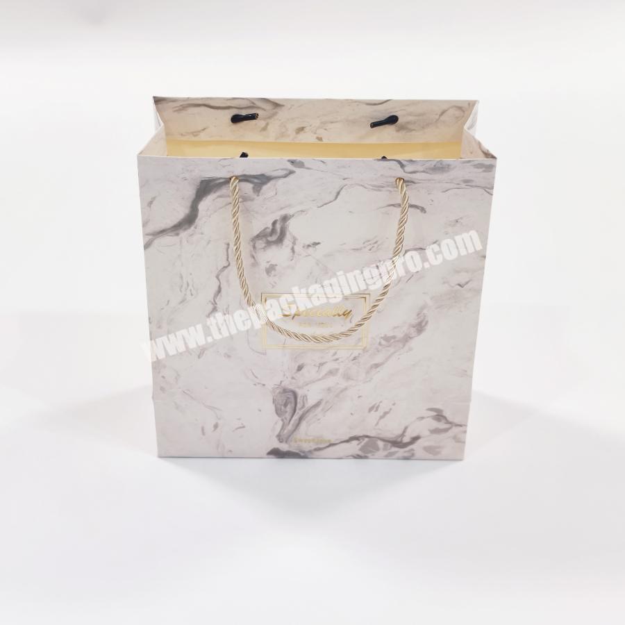 Recyclable Small  Cosmetic Packaging Luxury Laminated Gift Coated Art Paper Bag For Nail Polish