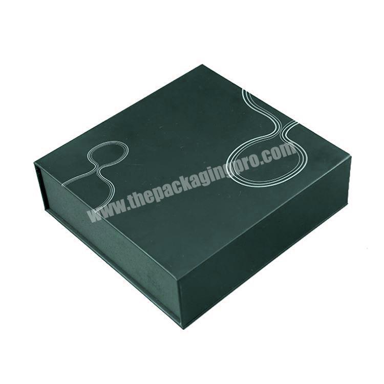 Rigid Cardboard Gift Boxes With Ribbon And Magnetic Lid Gift Packaging Flat Packing Folding Box With Magnetic Flap For Clothes