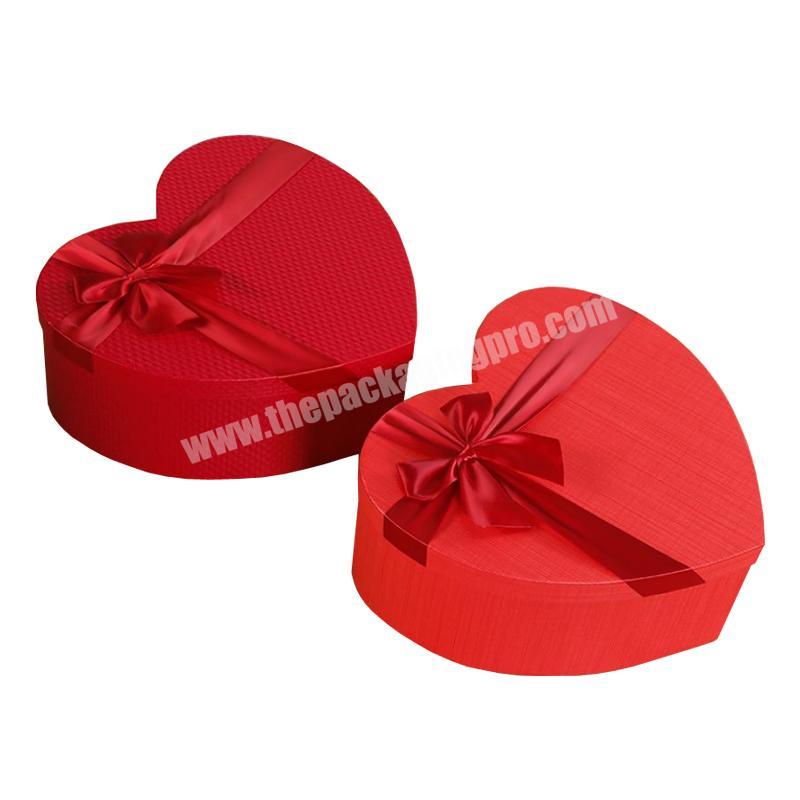 Top And Base Heart Shaped Bridesmaid Groomsmen Party Wedding Gift Box