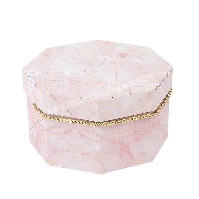 Wedding companion hand gift candy boxx Octagon Valentine's Day gift box Octagon box custom