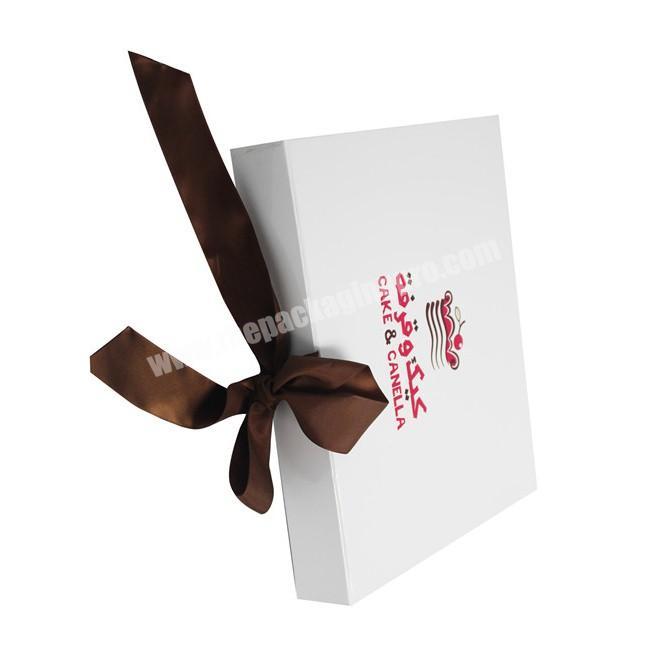 White Color Cardboard Gift Folding Paper Box With Ribbon
