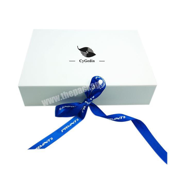 White Foldable Sportswear Gift Packaging Box High Quality Collapsible Sportswear Packaging Box With Ribbon