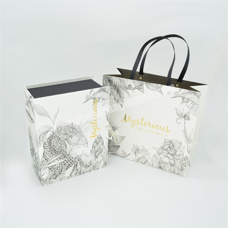 Custom Packaging Bag Reusable Luxury Craft Kraft Package Shopping Gift Paper Bag