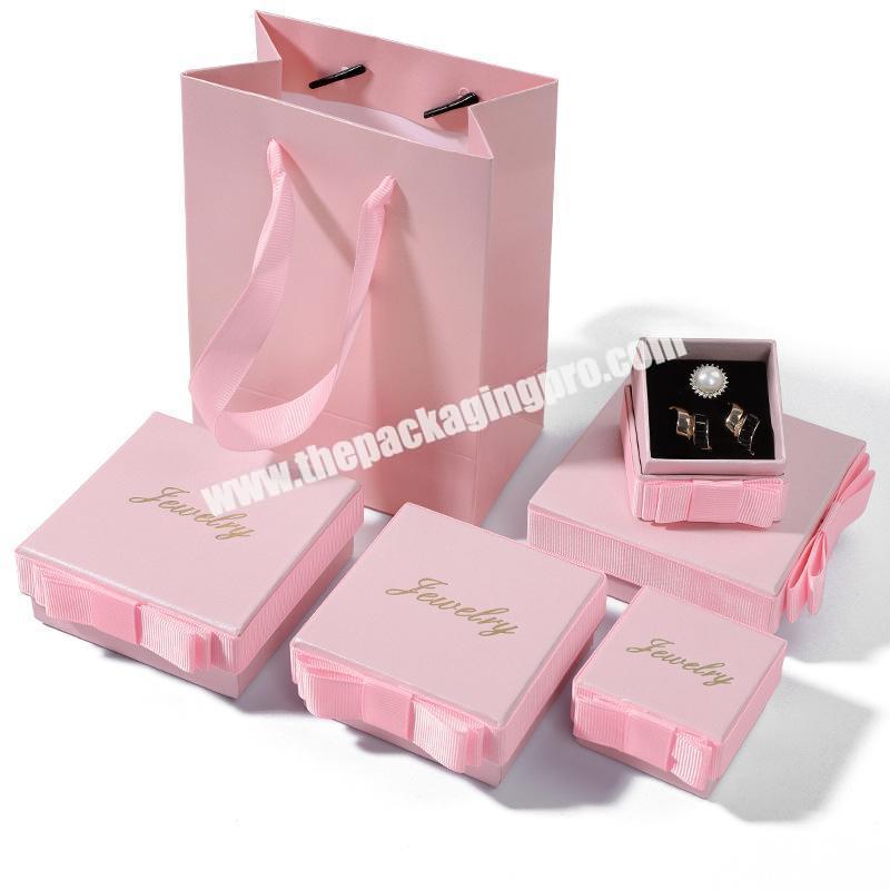 Wholesale Customized Gift Box and Paper Bag Jewelry Cardboard Design Packaging with Sponge Inner Tray