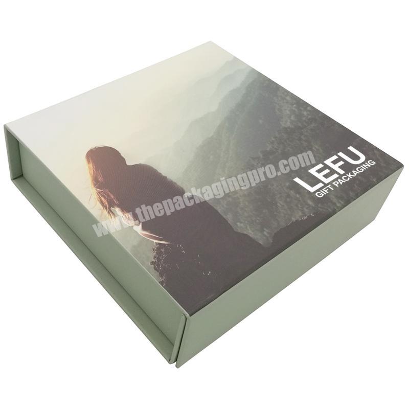 Wholesale Customized Large Black Foldable Magnetic Closure Luxury Gift Cardboard Shipping Paper Box For Clothes Clothing T-shirt