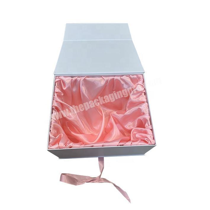 Wholesale Customized Logo Paper Box Luxury Pink Magnetic Closure Rigid Paper Cardboard Gift Box With Silk Eva Foam Insert