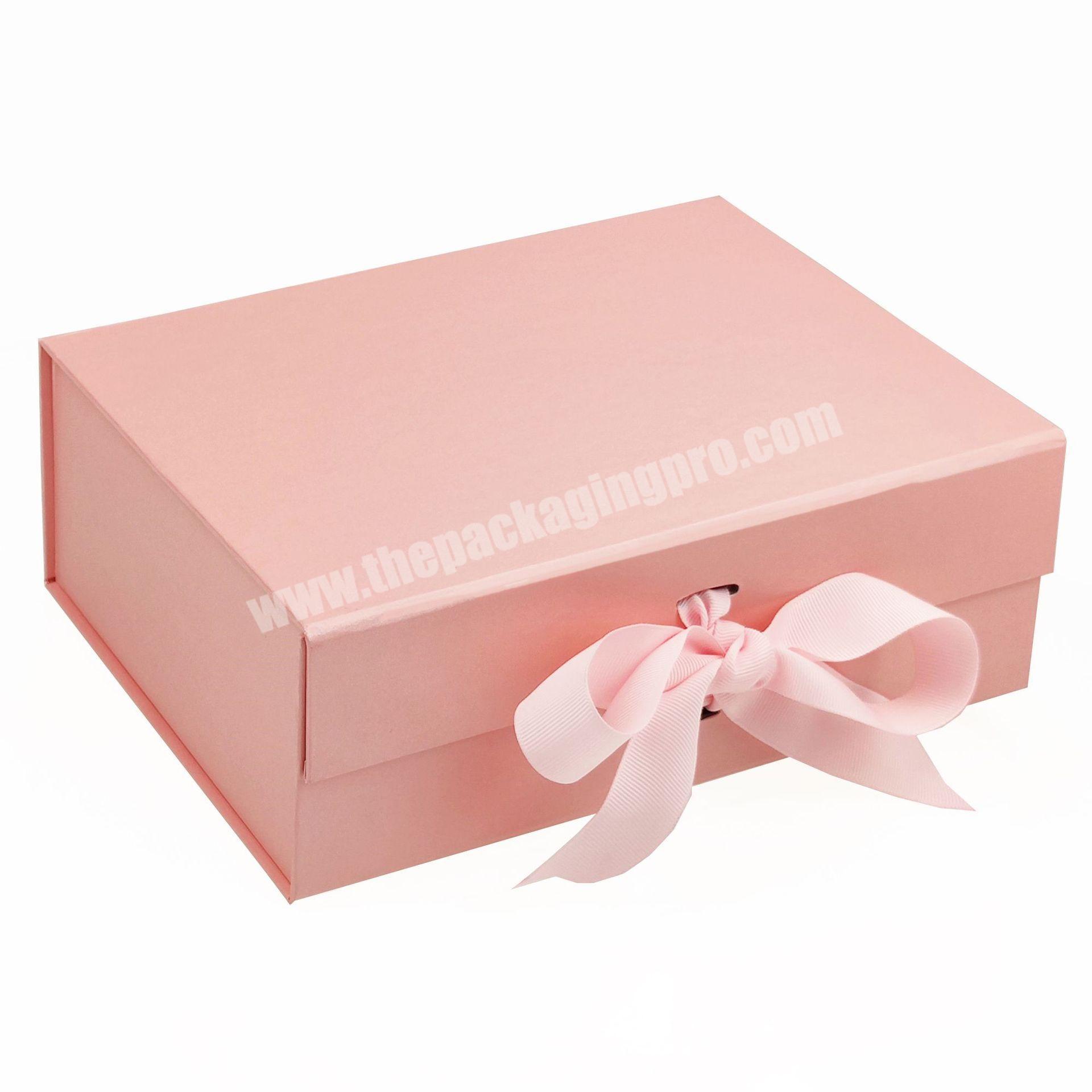 Wholesale Luxury Pink Foldable Gift Box Packing Bridesmaid Magnetic Paper Gift Small Boxes Packaging Custom Square Christmas
