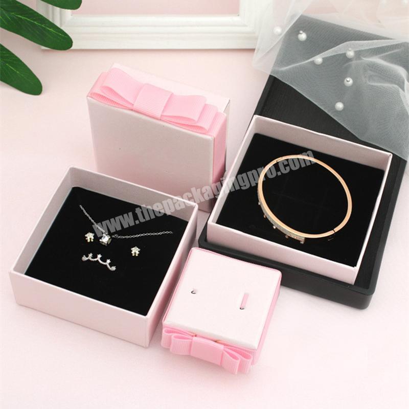 Wholesale custom pink high-end gift box luxury jewelry ring earrings bracelet necklace packing box ribbon bow