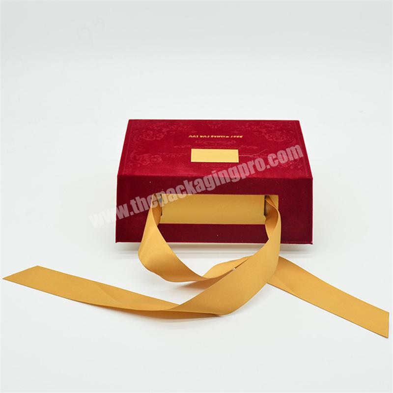 luxurious deluxe high grade jewelry velvet suede gift box with gold hot stamping logo