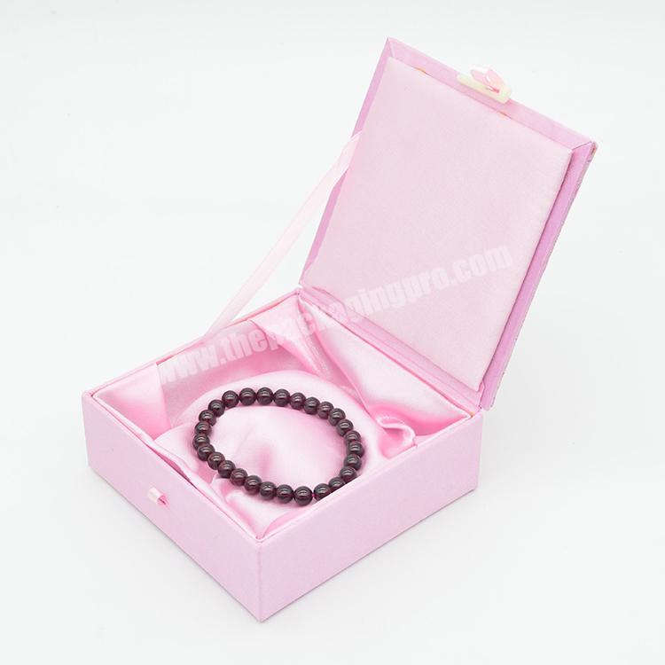 High-end Custom Jewelry Box Personalized Bracelet Packaging Box Pink Silk Lining Gift Box
