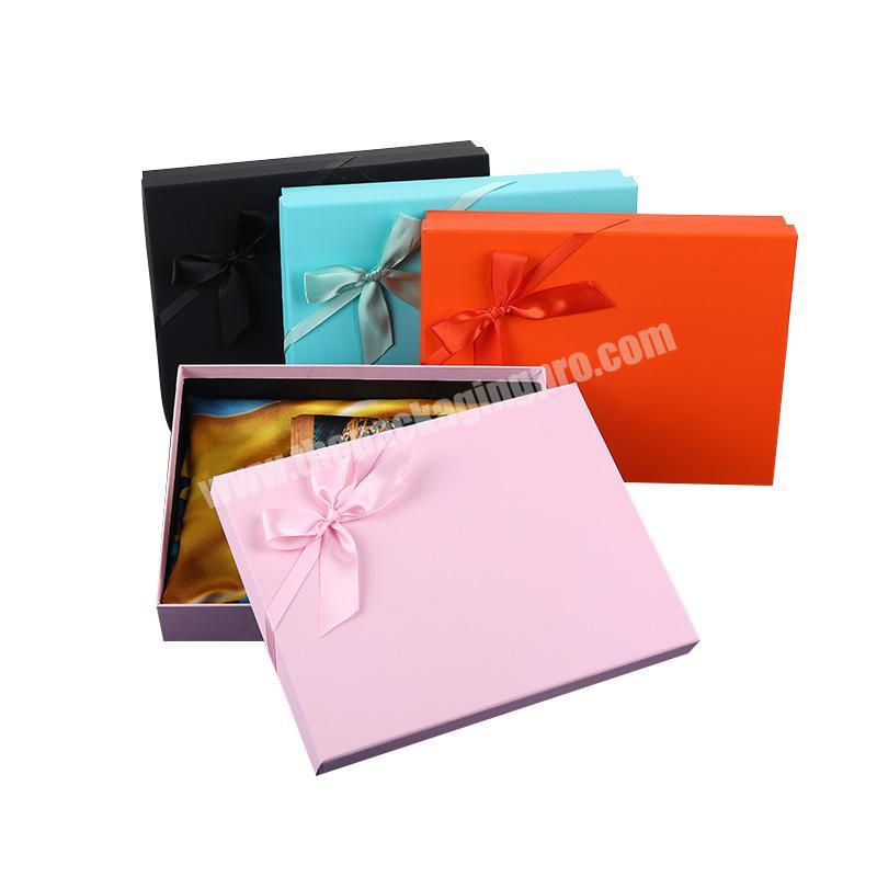 luxury  paper packaging gift box for women's pajamas