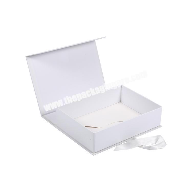 small luxury custom magnetic cardboard cosmetic wedding mothers day perfume boxes manufacturer