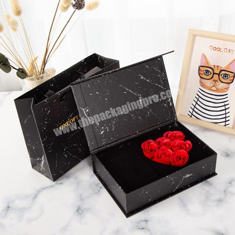 wholesale large gift boxes with magnetic lid wedding guest  makeup packaging gift box