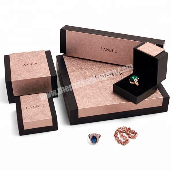 luxury Bracelet Pendant fashionable jewelry gift box Packaging
