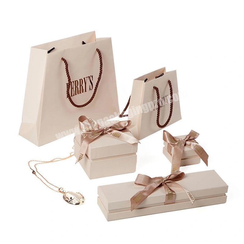 2022 New Trend Excellent Delicate Biodegradable Cardboard Paper Jewelry Gift Package Box With Ribbon Bow