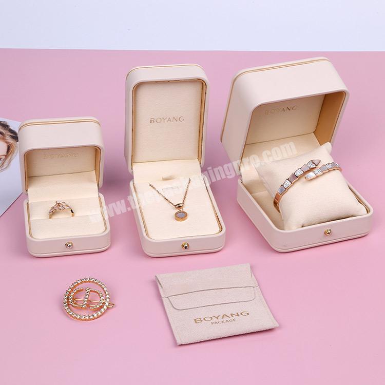 Boyang Custom Wholesale Luxury Beige Gift Packaging PU Leather Jewelry Necklace Package Box