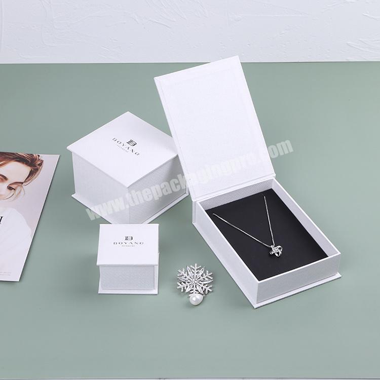 Boyang Luxury Wedding White Book Shaped Magnetic Earring Necklace Ring Jewelry Box Packaging
