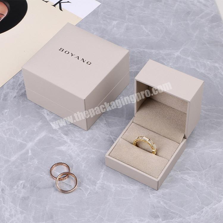 Boyang New Factory Wholesale Paper Plastic Jewelry Packaging Creative ECO Beige Ring Box with Custom Logo