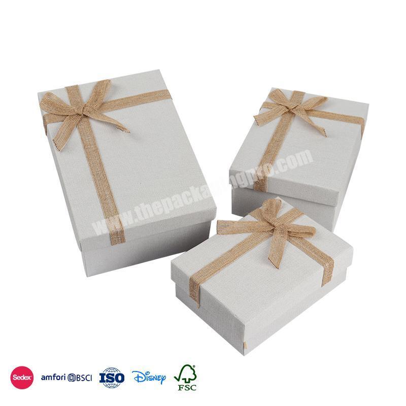 China Big Factory Good Price White waterproof material with yellow bow valentines gift box for cosmetic