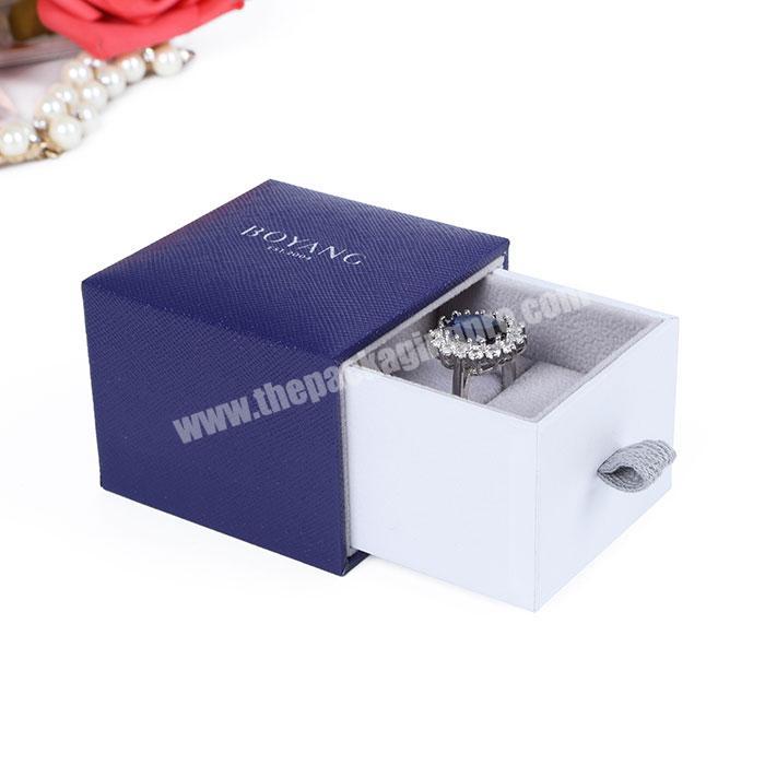 China High End Luxury Plastic Custom Fashion Jewelry Gift Box
