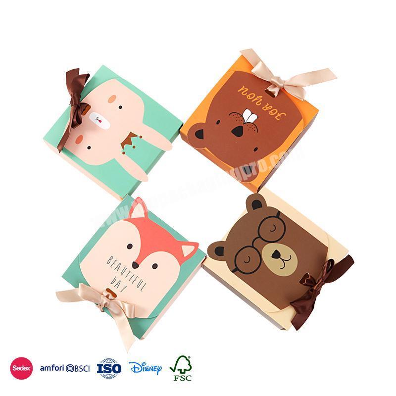 China Hot Sale Personalized creative design cartoon avatar as cover ribbon baby sweet box for chocolate