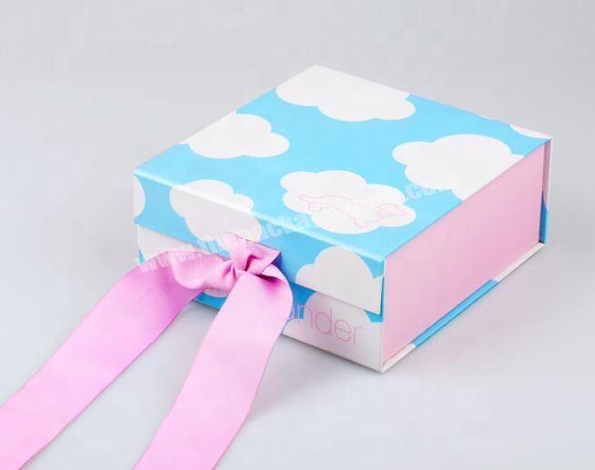 Collapsible cardboard  gift boxes with ribbon closure
