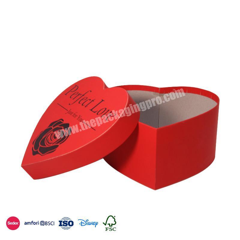 Comfortable New Design red heart with black romantic icon large capacity valentine day dessert boxes