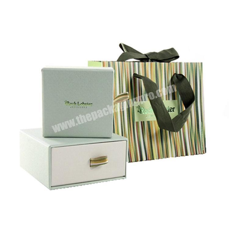 Cosmetic box Eco-friendly biodegradable brown kraft paper calendar boxes 24 days Beauty advent calendar surprise gift box