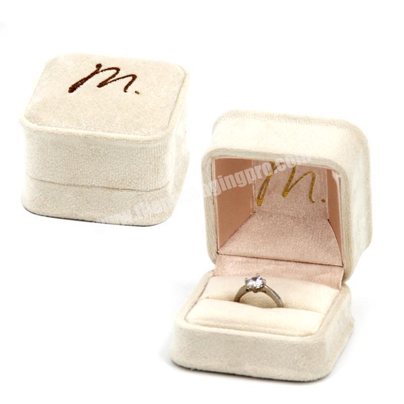 Creative Custom Round Wedding Chocolate Candy Ring Jewellery Storage Pink Cardboard Earing Bracelet Jewelry Packaging Box