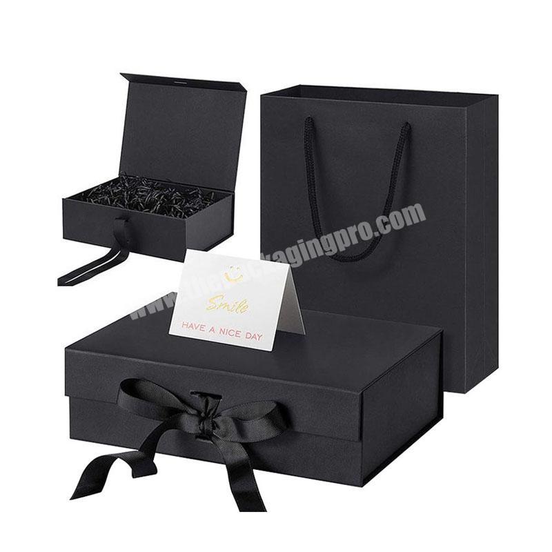 Custom Eco-Friendly Packaging Clothing Jacket Paper Magnetic Box Matt Lamination Foldable Storage Boxes With Bags