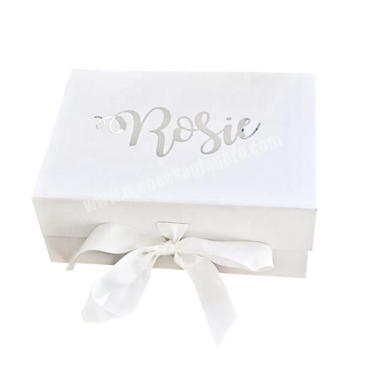 Custom Elegant Magnetic Foldable Black Small Bridesmaid Wedding Paper Cardboard Cosmetic Gift Packaging Box