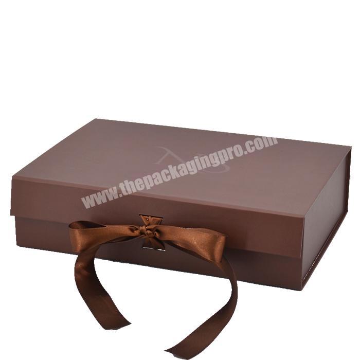Custom design magnetic valentine gift packaging clothing shoe gift box  funny unique magnetic clothing box underwear