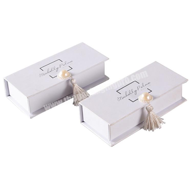 Custom False Lash Packaging Boxes Paper Board Material Eyelash Gift Box With Tray