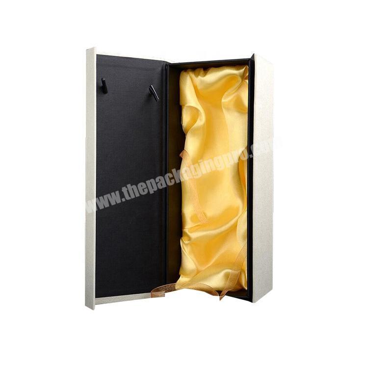 Custom High Quality Display Cardboard Packaging  Box with Handle Magnetic Closure White Gift Box
