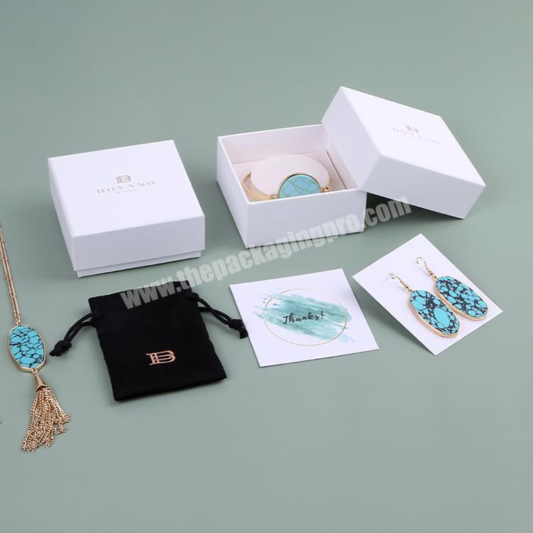 Custom, Trendy Bracelet Packaging for Packing and Gifts 