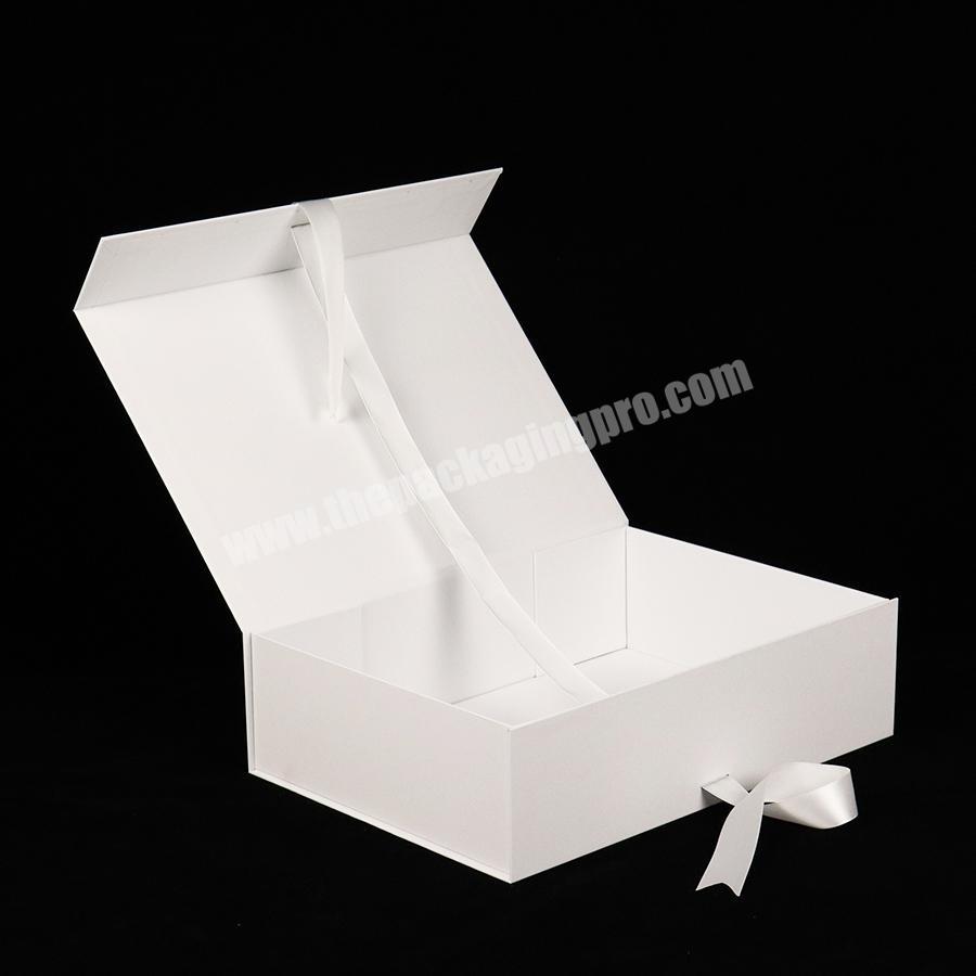 Custom Magnet folding boxes with ribbons luxury gift boxes for gift packaging